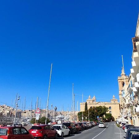 Vittoriosa' Seafront 2 Bed Highly Furnished Apartment Eksteriør bilde