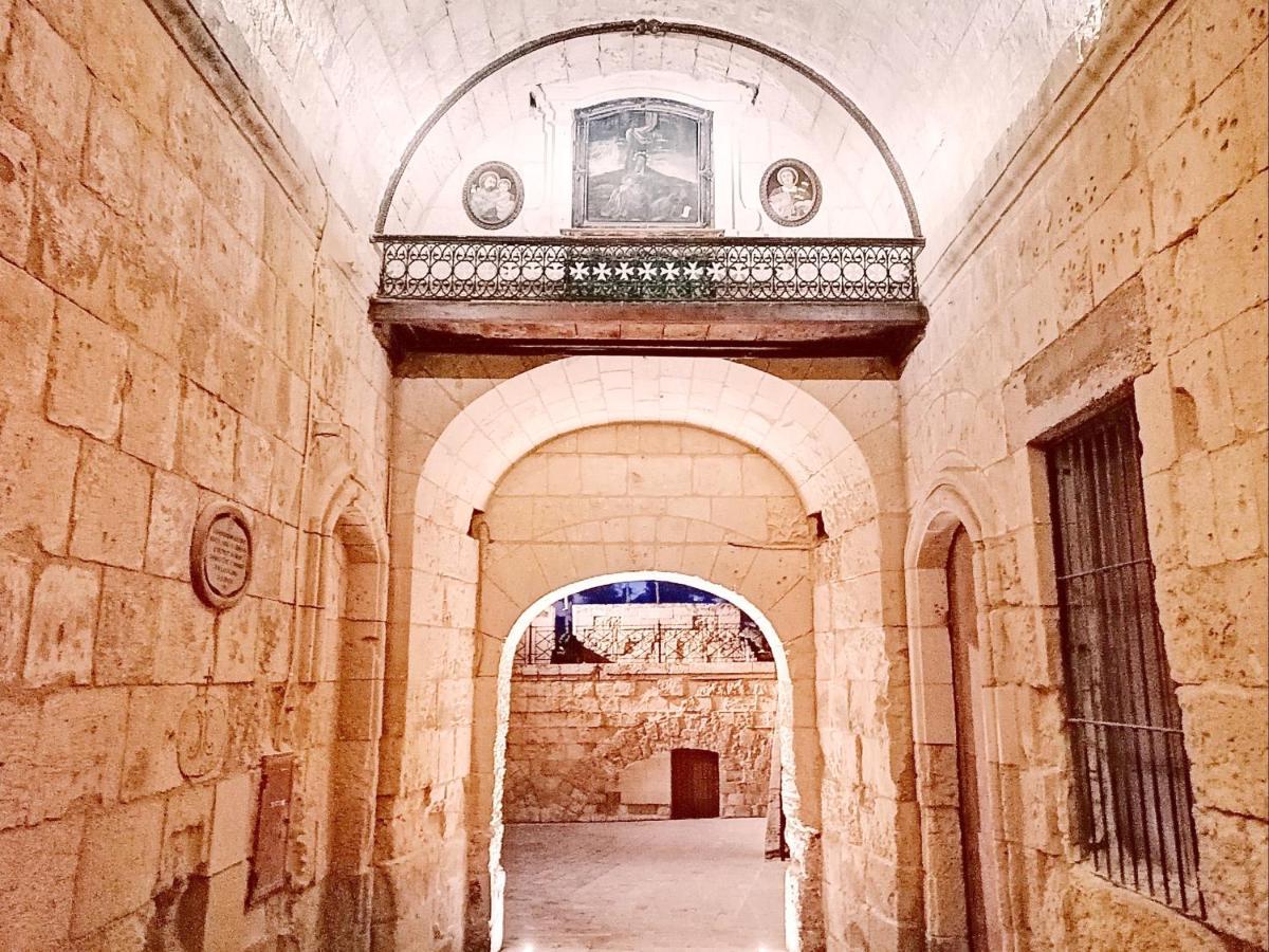 Vittoriosa' Seafront 2 Bed Highly Furnished Apartment Eksteriør bilde